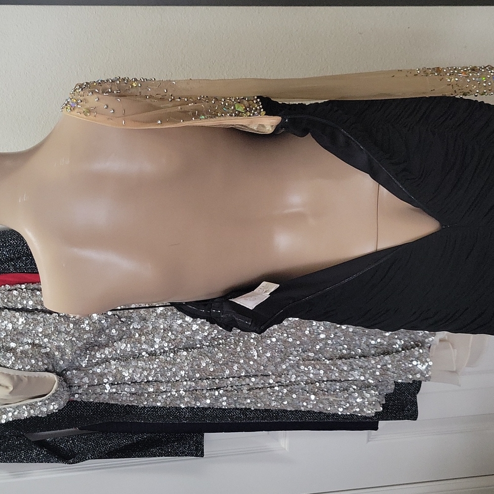Hand Beaded Coya Collection Dress Gown above knee - Picture 8 of 11